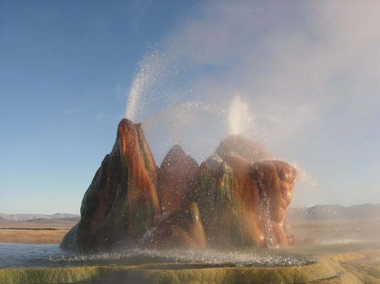 Fly Geyser Sports Multiple Spouts, A Unique Feature Among Geysers
