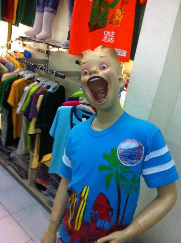 25 Photos That Will Horrify Anyone With A Mannequin Phobia