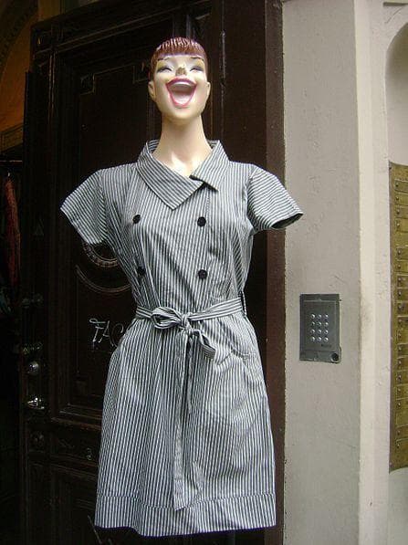 25 Photos That Will Horrify Anyone With A Mannequin Phobia
