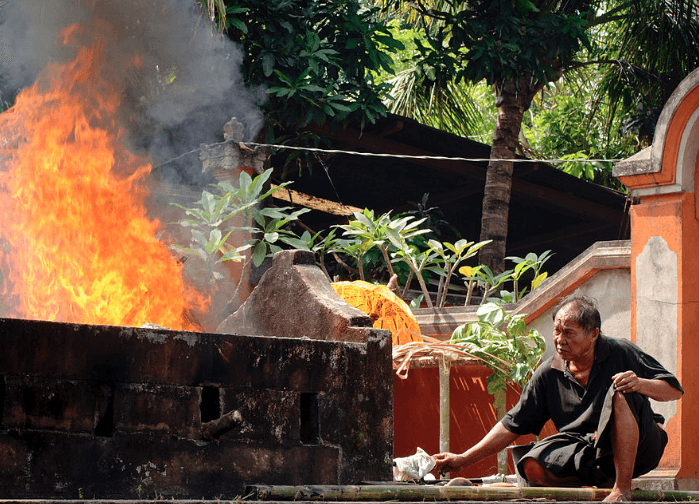 The UK Is The Best Place To Conduct A Funeral Pyre