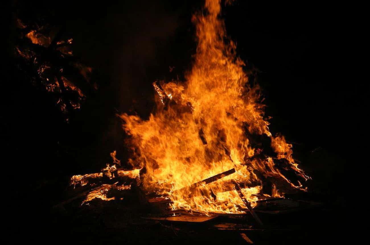 A Ritual Bonfire And Communal Feast Of The Dead Kicks Things Off