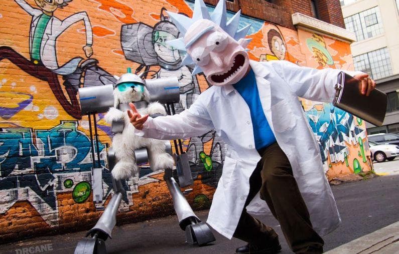 This Snuffles And Rick Cosplay Even Has Matching Graffiti