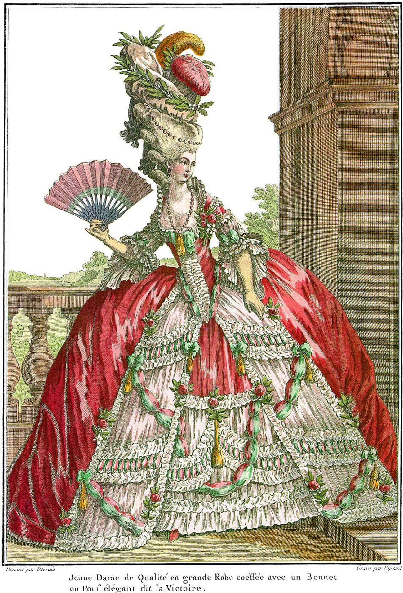 Court Dresses Were So Heavy That Women Practiced Moving In Them So They Didn't Topple Over