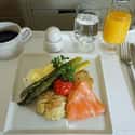 Singapore Airlines on Random Airplane Food Around World