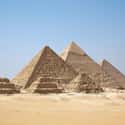 The Pyramids Were Built By Paid Workers Not Slaves on Random Facts That Sound Fake, But Are 100% True