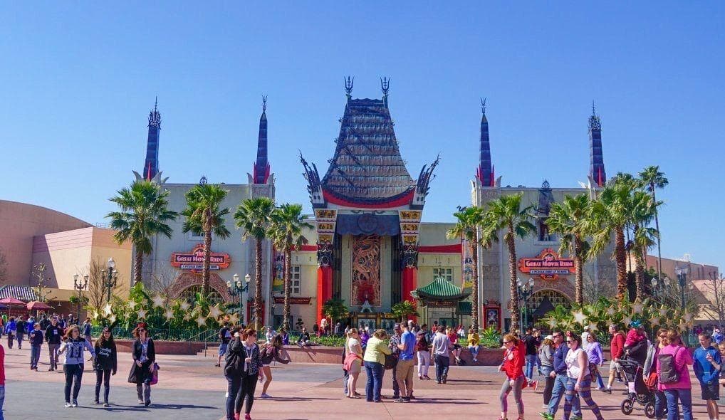 The Short And Utterly Bizarre History Of Disney's "Doug Live!" Stage Show