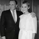 Frank Sinatra And Mia Farrow - Nevada, 1966 on Random Rarely Seen Photos Of Old Hollywood Legends On Their Wedding Day