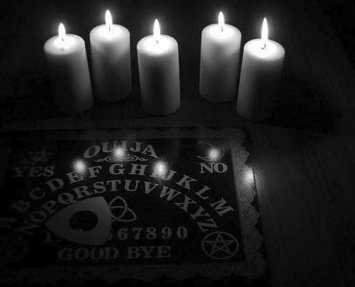 How To Conduct A Seance In A Graveyard