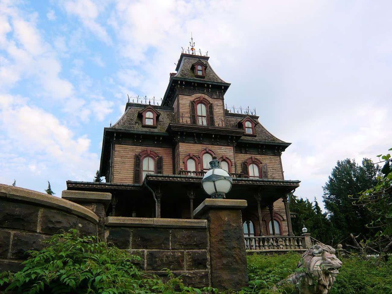 An Employee Was Found Inside Disneyland Paris's Haunted House