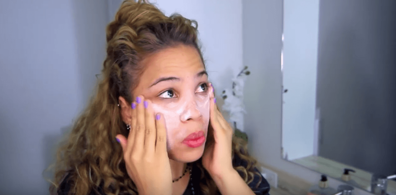 Image of Random Makeup Tips For Sensitive Skin