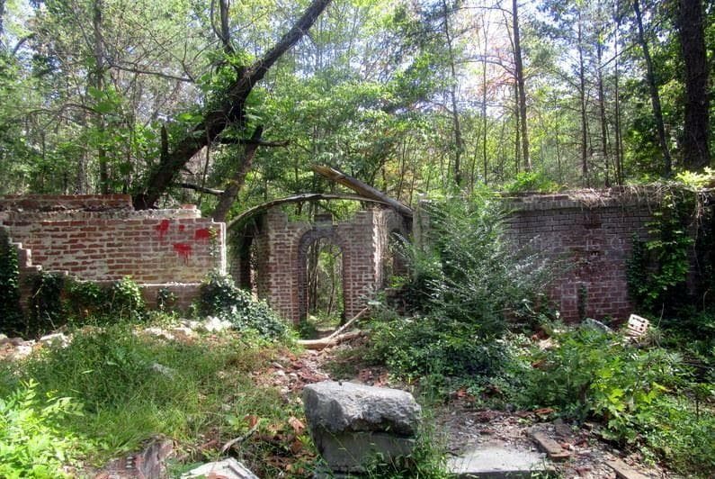 Haunted By Hate The Murder Of Queer Devil Worshippers And The Ghosts Of Corpsewood Manor