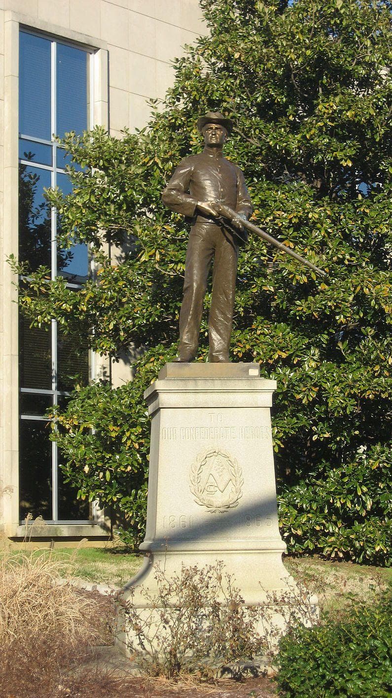 Arguments For And Against Removing Confederate Statues