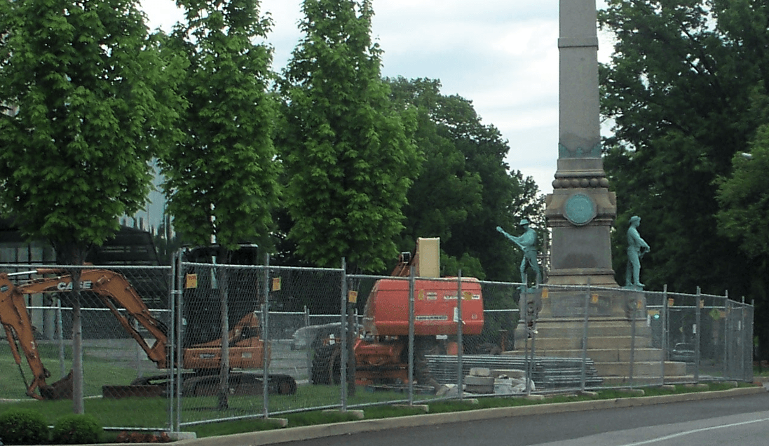 Arguments For And Against Removing Confederate Statues