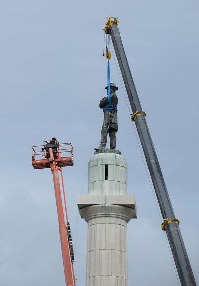Arguments For And Against Removing Confederate Statues
