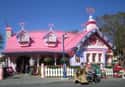 Minnie Mouse's Perfectly Pink Home on Random Real-Life Houses That Were Inspired By Cartoons