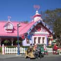 Minnie Mouse's Perfectly Pink Home on Random Real-Life Houses That Were Inspired By Cartoons