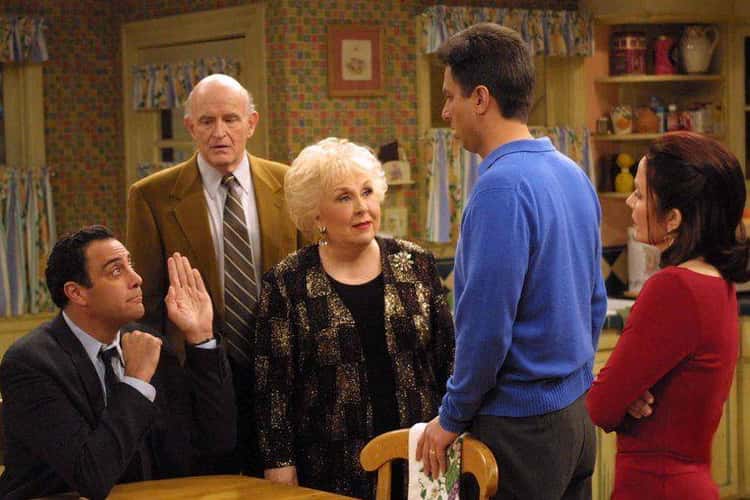 Dark Secrets Behind The Scenes Of Everybody Loves Raymond That Will Make  You Hate It