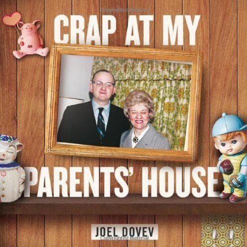 It is our parents house. Семья на крыльце дома. Семья дом домашнее хозяйство картинки. My parents are living. My parents.