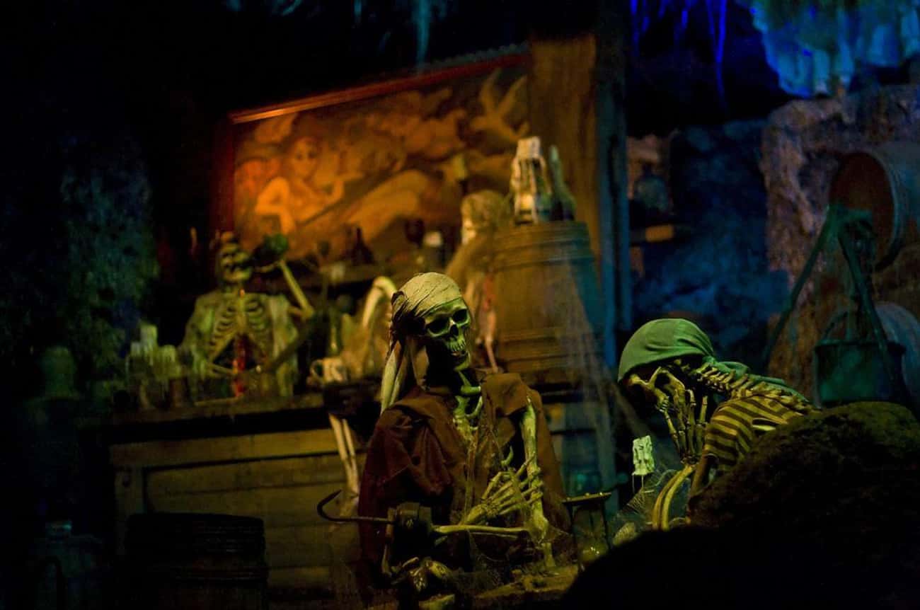 The Pirates Of The Caribbean Ride Is Way More In-Depth At Disneyland