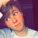 Born on September 1999 this cute youtuber who is widely known for his HelloXRyan channel.