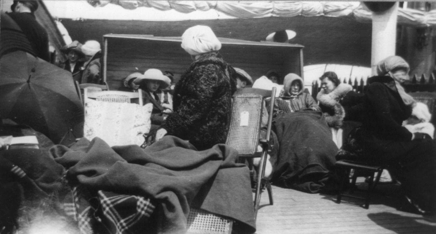 10 Titanic Survivors Describe What The Sinking Was Actually Like