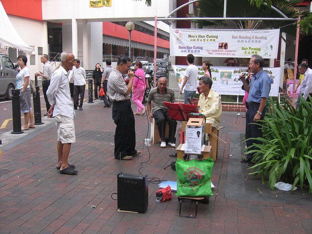 Musisi jalanan