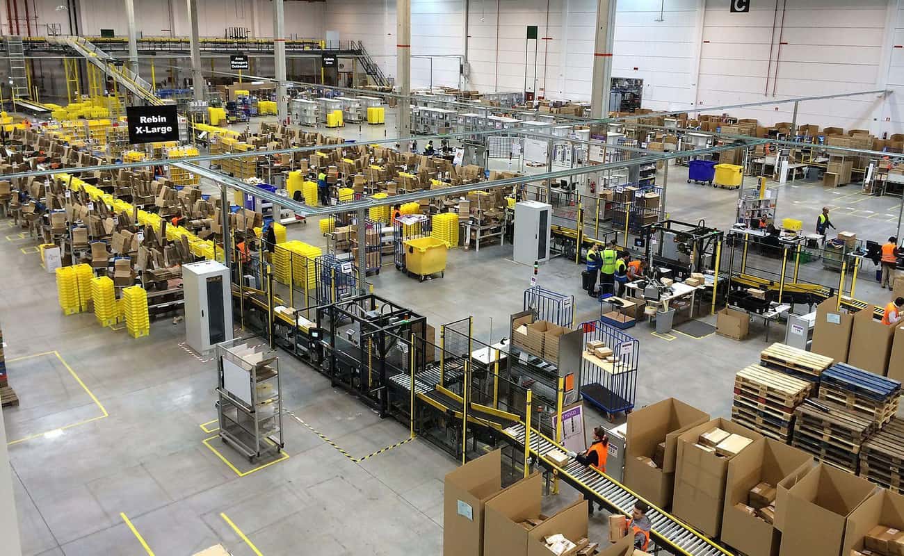 Amazon Has Won A Patent That Will Allow Them To Track Their Employees&#39; Every Move