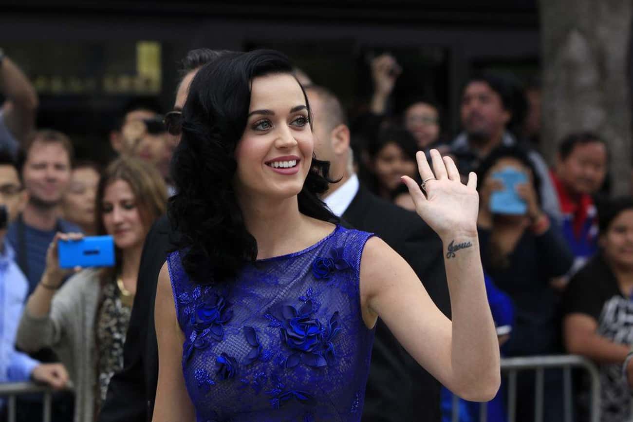 2013: Katy Perry Begins Trying To Buy The Convent