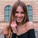 Anna-Valentina on Random Best Travel YouTubers