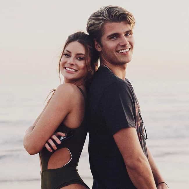 who is hannah stocking dating twan matchmaking in singapore