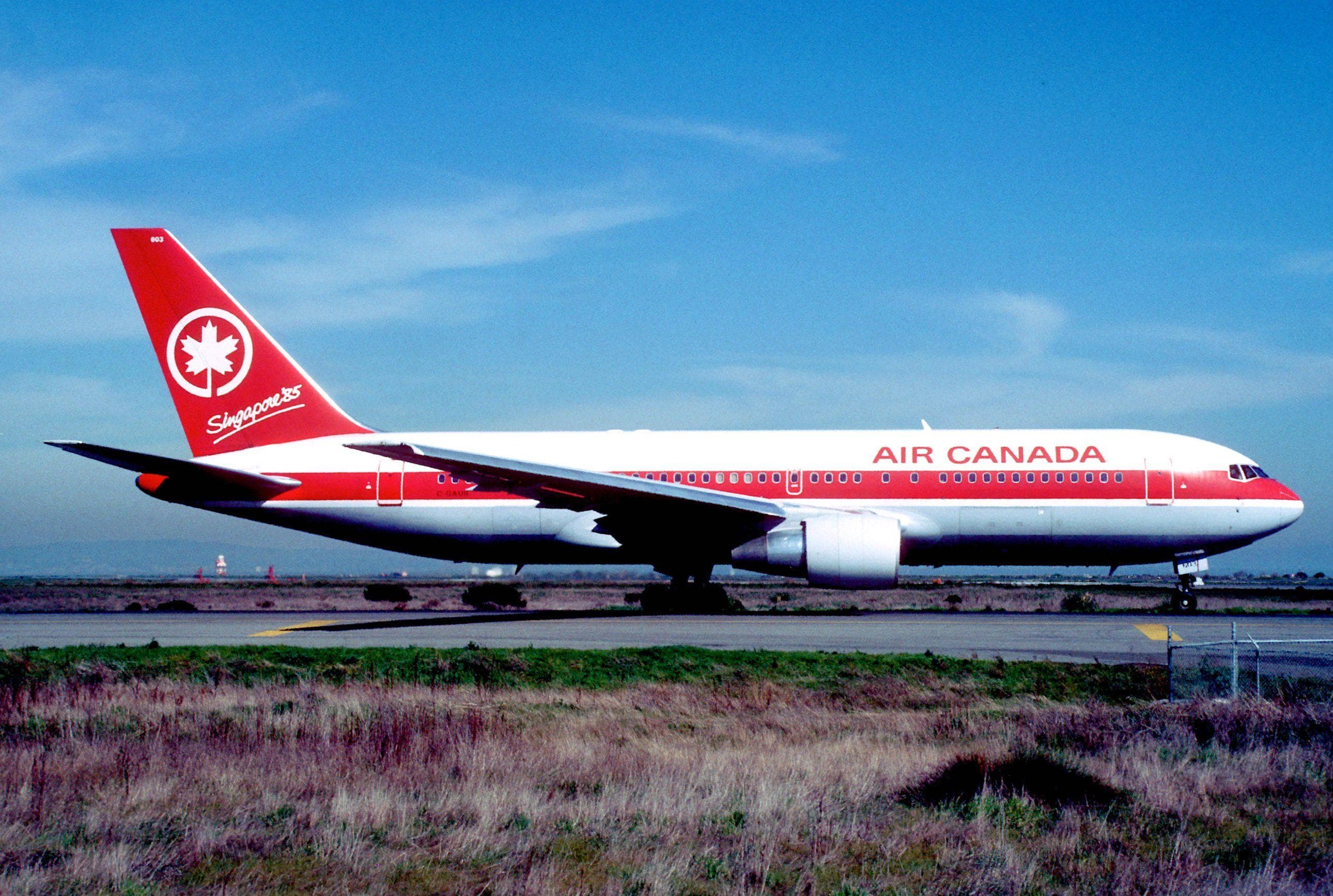 The Gimli Glider Ran Out Of Fuel Midflight, But Landed Safely On An Active Drag-Racing Strip