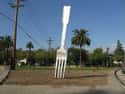 Fork In The Road, Pasadena, CA on Random Weirdest Monuments In United States That You Can Visit