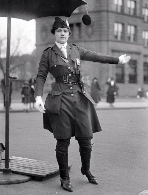 What US Police Officers Looked Liked Throughout History (23 Photos)