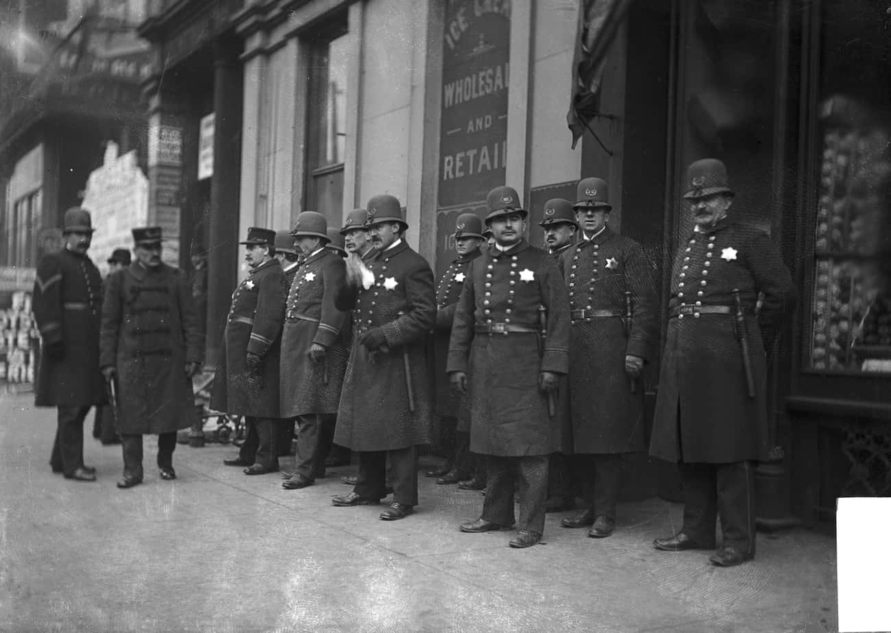 Chicago Police Officers During The Chicago City Railway Strike Of 1903
