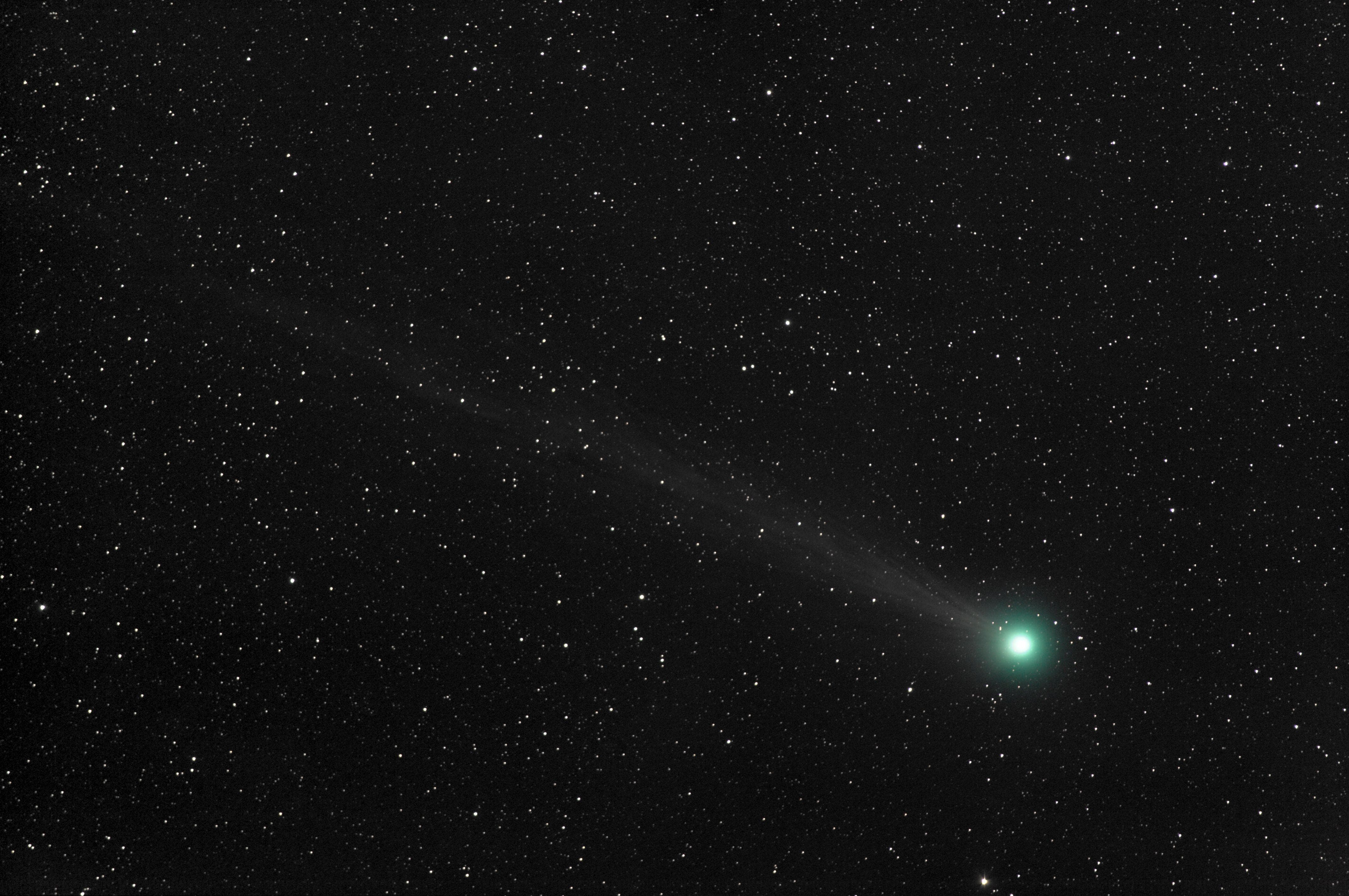 Comet Lovejoy Expels Alcohol