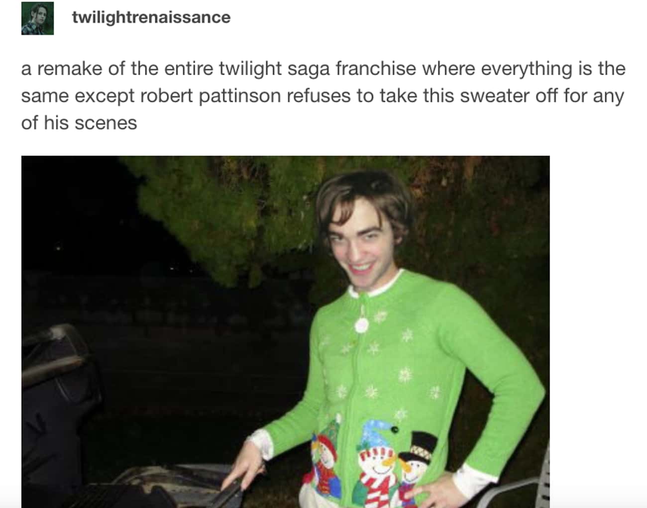 Роберт Паттинсон в зеленом свитере