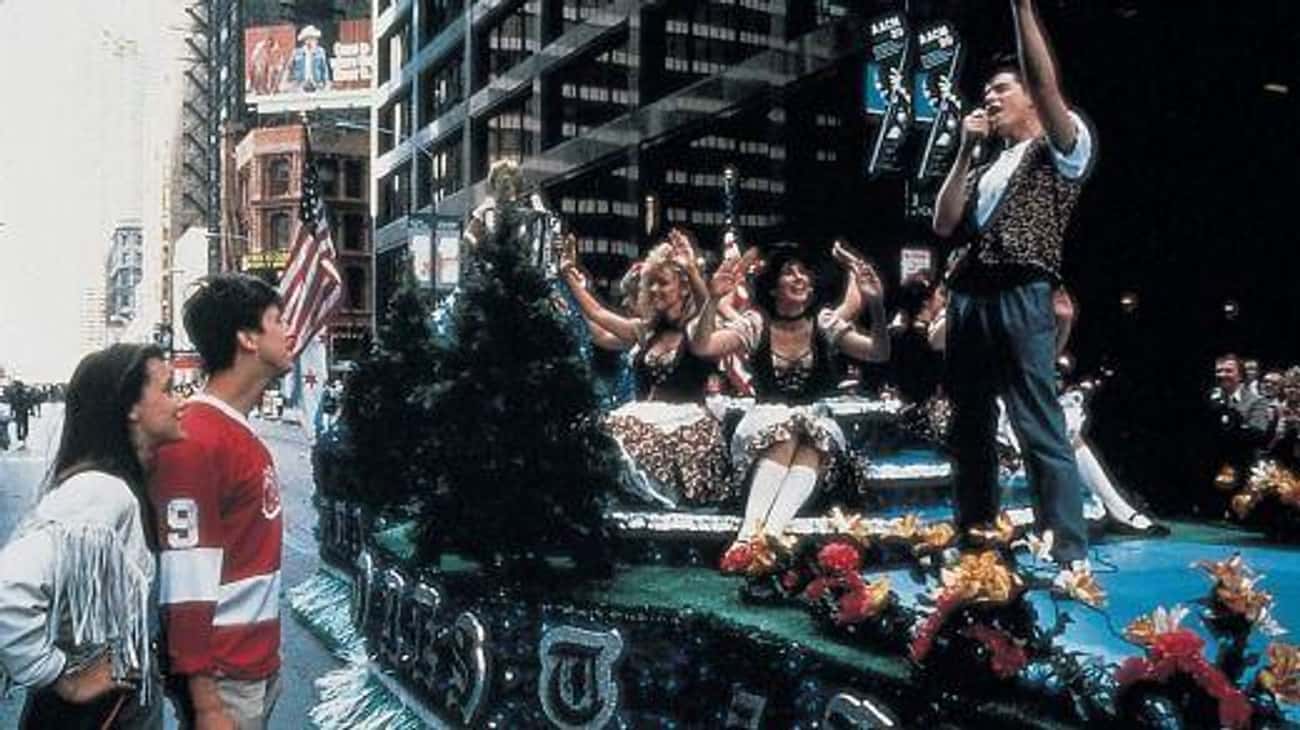 Chicago Recreated The Parade To Mark The Film’s 30th Anniversary