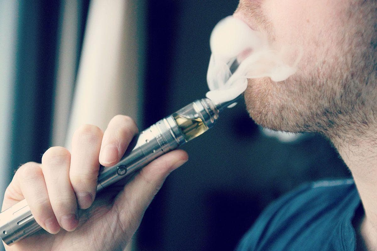 Random Vaping Horror Stories That Will Make You Think Twice About Vape Pens