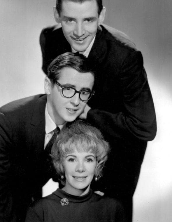 The 'Marvelous Mrs. Maisel' Isn't Nearly As Wild As Its Inspiration