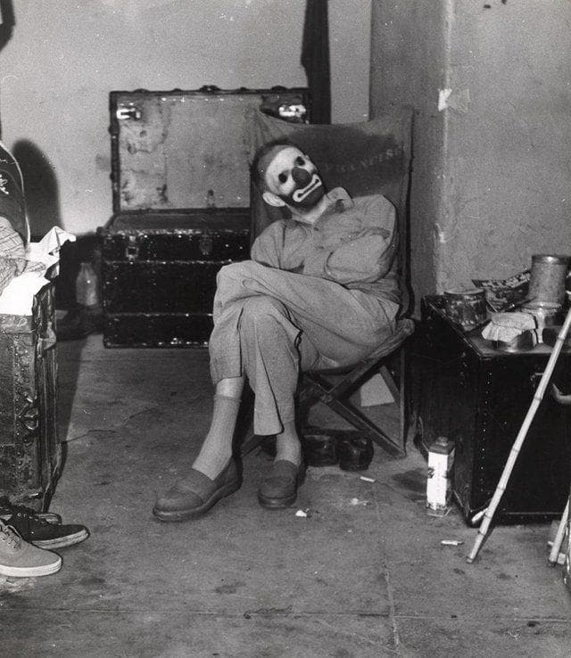 A Clown In His Dressing Room, is listed (or ranked) 9 on the list The Creepiest Photos From History