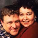 Roseanne & Dan Conner on Random Best TV Couples From The '90s