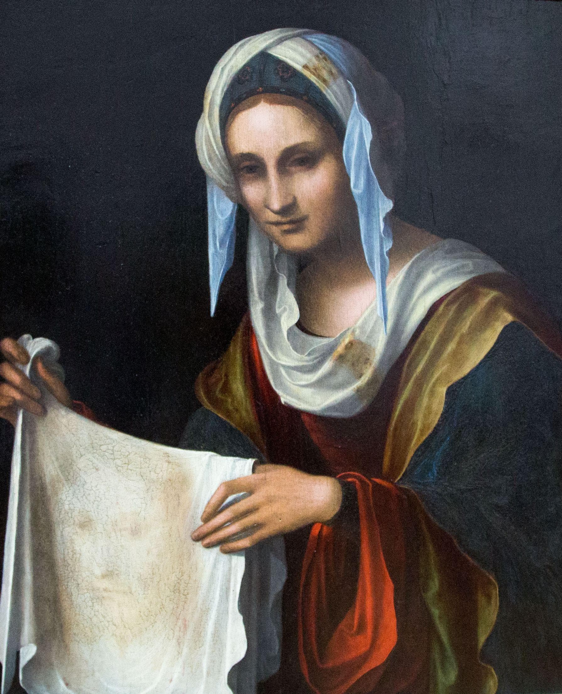 Carbon Dating Originally... is listed (or ranked) 3 on the list All The Evidence For And Against The Shroud Of Turin