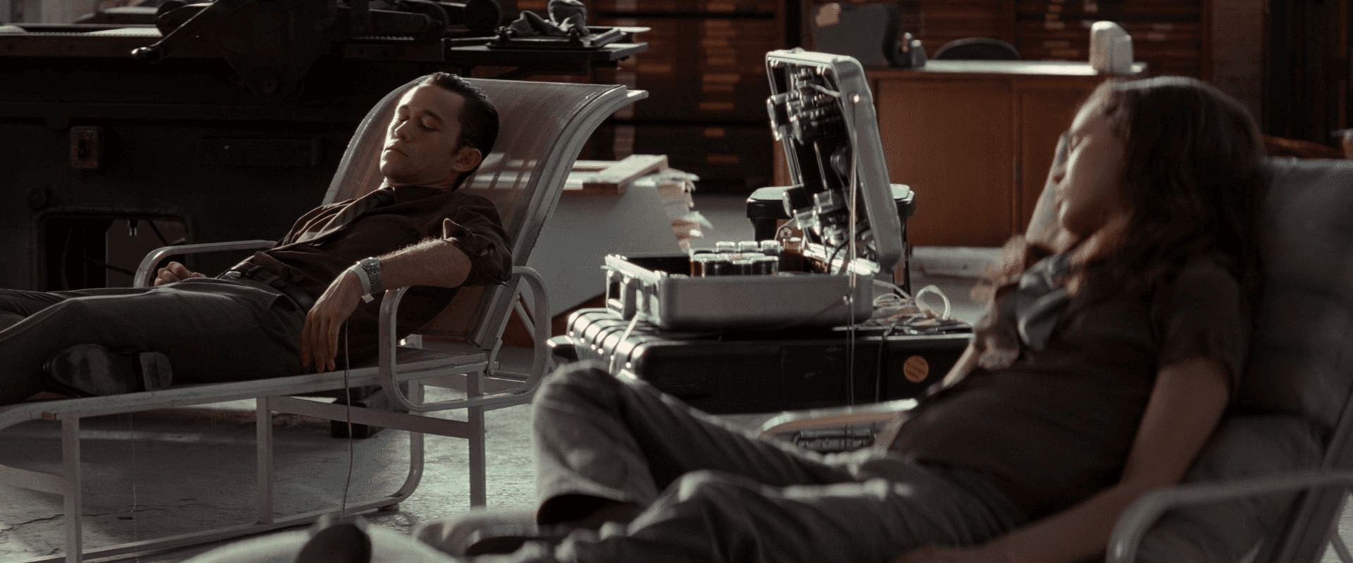 'Inception' Fan Theory: The Film Is An Allegory For Drug Use And Addiction