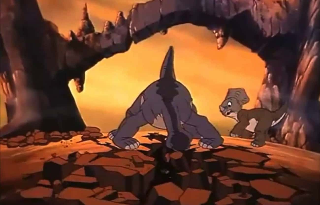 There Is A Dramatic Earthquake During The Showdown With Sharptooth 