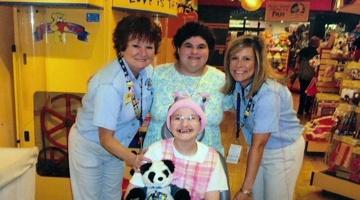 Everything 'The Act' Gets Wrong About The Dee Dee Blanchard Case