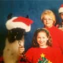 Don't Forget The Farm on Random Awkwardly Hilarious Family Christmas Photos