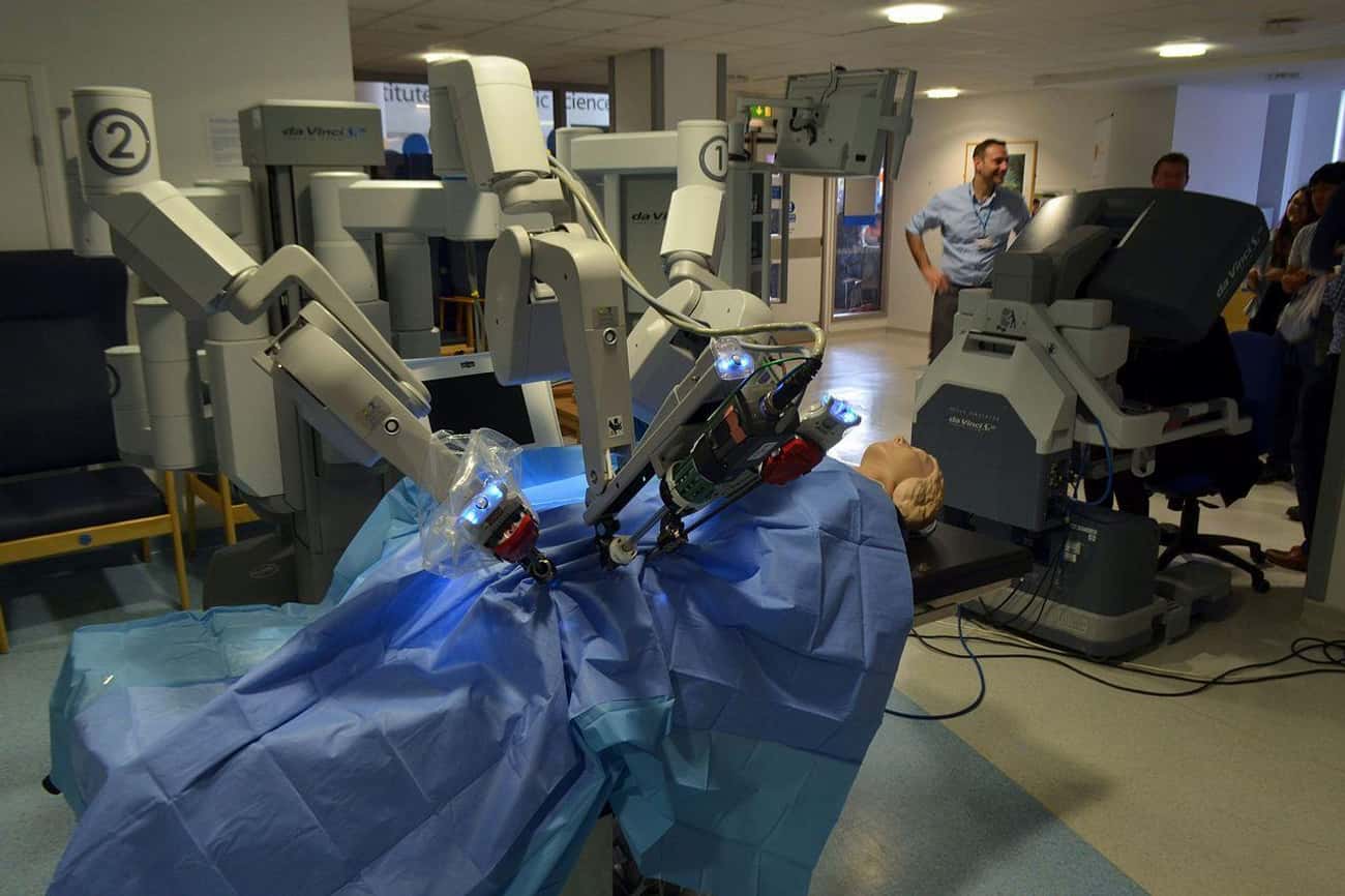 Robot Surgeons Caused More Than 144 Deaths Over A 14-Year Period
