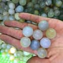 Dalas Natural Agate Crystal Gemstone Sphere on Random Best Crystals For Meditation