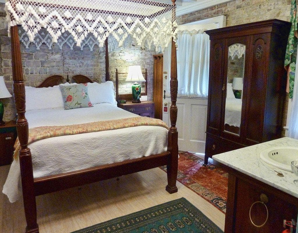 Haunted Hotels In Charleston That Will Creep You Out