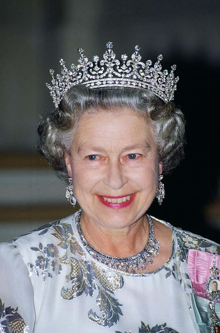 Best Royal Family Jewelry - History Behind Royal Family Heirlooms